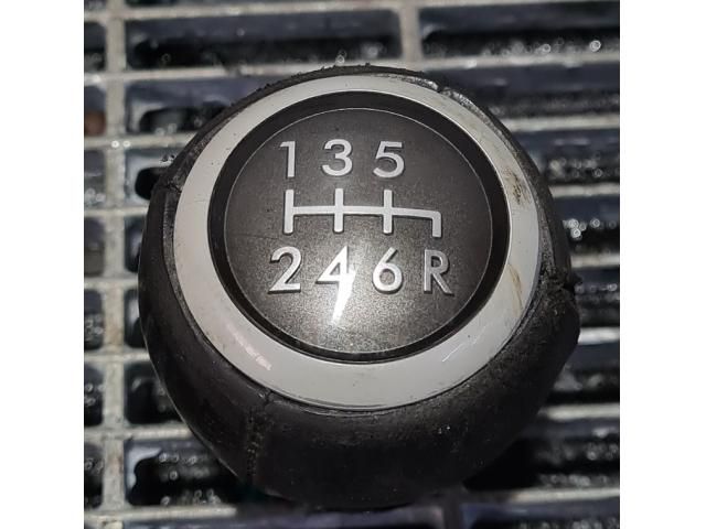 bontott SUBARU FORESTER Váltógomb