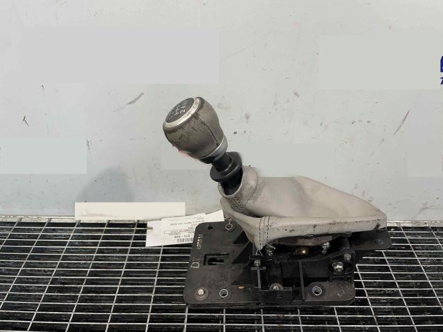 bontott SUBARU FORESTER Váltógomb