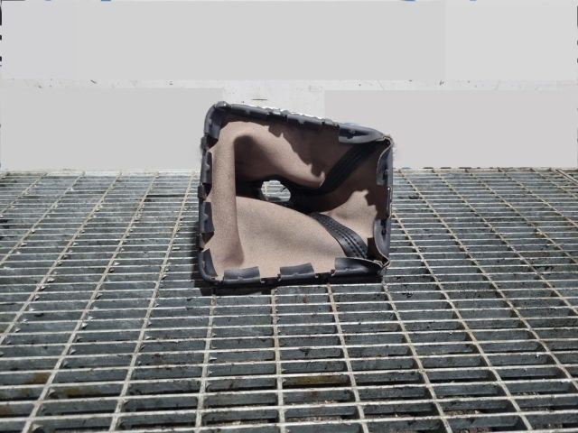 bontott SUBARU FORESTER Váltószoknya