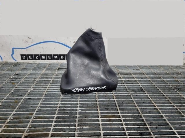 bontott SUBARU FORESTER Váltószoknya