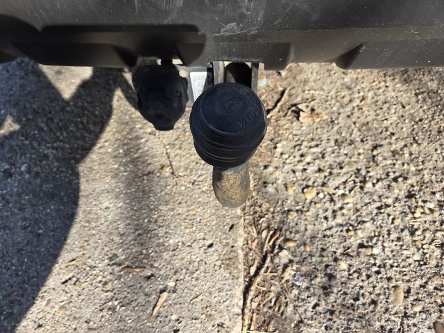 bontott SUBARU FORESTER Vonóhorog