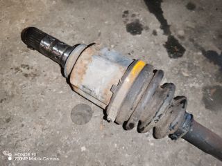 bontott SUBARU IMPREZA Bal Féltengely