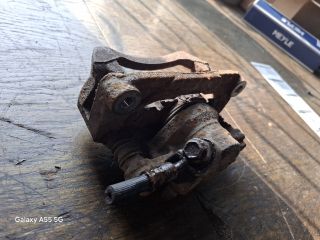 bontott SUBARU IMPREZA Bal hátsó Féknyereg Munkahengerrel