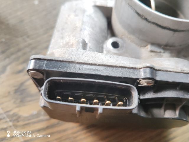 bontott SUBARU IMPREZA Fojtószelep (Elektromos)