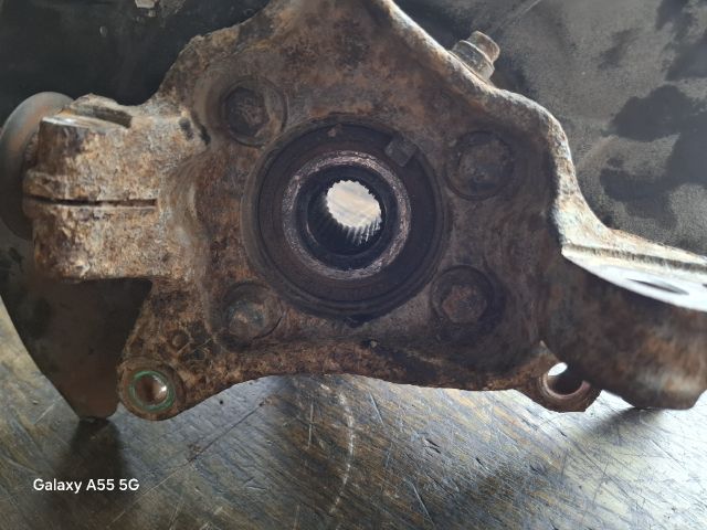 bontott SUBARU IMPREZA Jobb első Csonkállvány Kerékaggyal