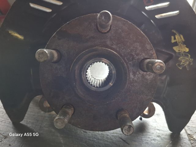 bontott SUBARU IMPREZA Jobb első Csonkállvány Kerékaggyal