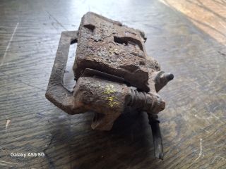 bontott SUBARU IMPREZA Jobb hátsó Féknyereg Munkahengerrel