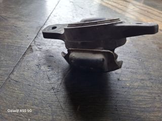 bontott SUBARU IMPREZA Motor Tartó Bak (Fém)