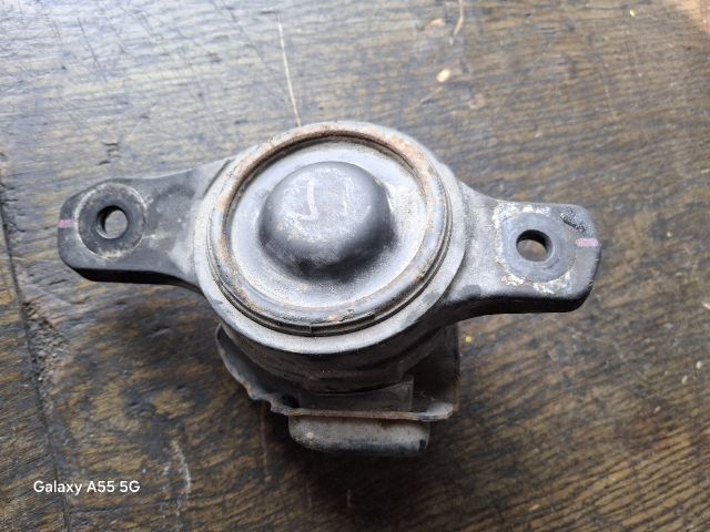 bontott SUBARU IMPREZA Motor Tartó Bak (Fém)