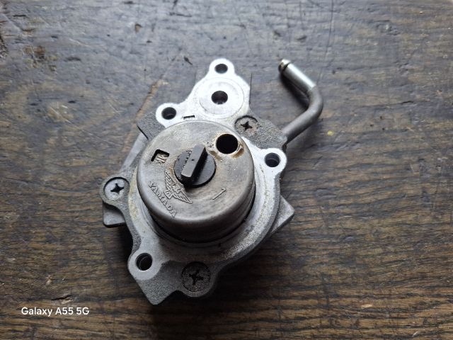 bontott SUBARU IMPREZA Olajszivattyú