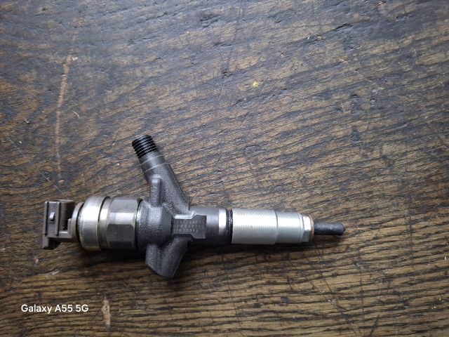 bontott SUBARU IMPREZA Porlasztó (1 db)