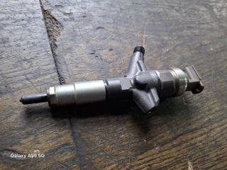 bontott SUBARU IMPREZA Porlasztó (1 db)