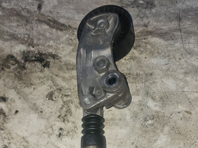 bontott SUBARU IMPREZA Szíjfeszítő Görgő