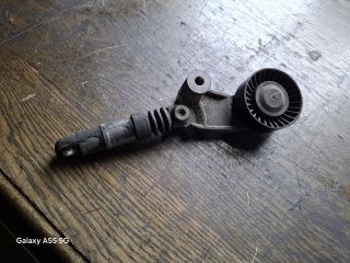 bontott SUBARU IMPREZA Vezérlés Lánc / Szíj Feszítő Görgő