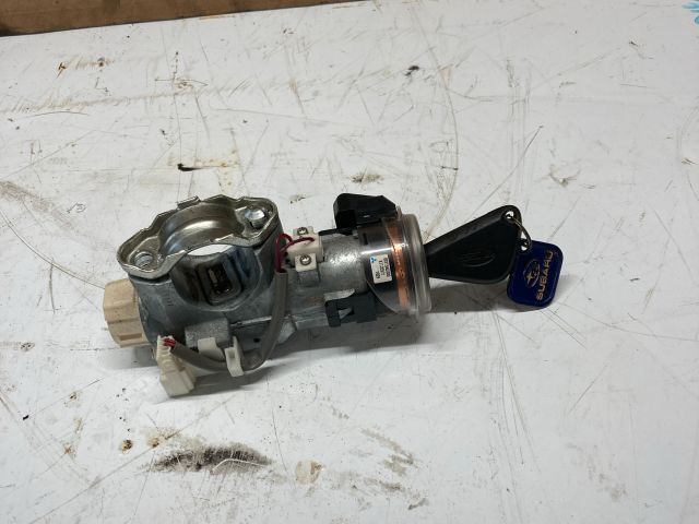 bontott SUBARU IMPREZA Gyújtáskapcsoló Házzal