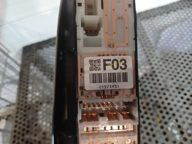 bontott SUBARU IMPREZA Ablakemelő Kapcsoló Négyes / Kettes