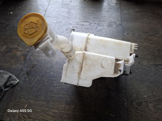 bontott SUBARU IMPREZA Ablakmosó Tartály
