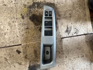 bontott SUBARU IMPREZA Bal első Ablakemelő Kapcsoló