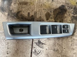 bontott SUBARU IMPREZA Bal első Ablakemelő Kapcsoló