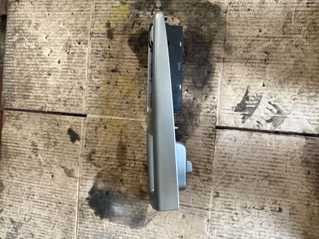 bontott SUBARU IMPREZA Bal első Ablakemelő Kapcsoló