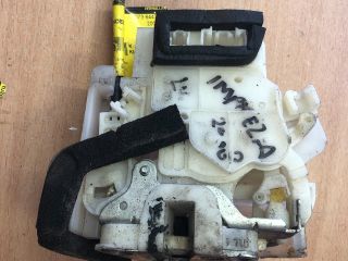 bontott SUBARU IMPREZA Bal első Ajtózár