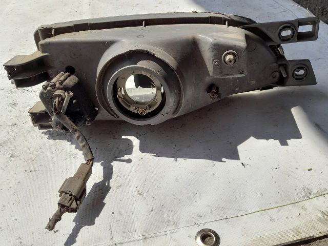 bontott SUBARU IMPREZA Bal Fényszóró