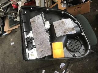 bontott SUBARU IMPREZA Bal hátsó Ajtó Kárpit