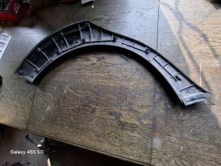 bontott SUBARU IMPREZA Bal hátsó Sárvédő Szélesítő
