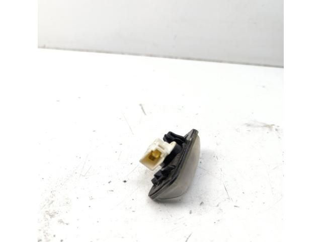 bontott SUBARU IMPREZA Bal Rendszámtábla Világítás