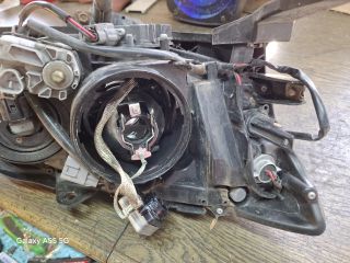 bontott SUBARU IMPREZA Bal Xenon Fényszóró