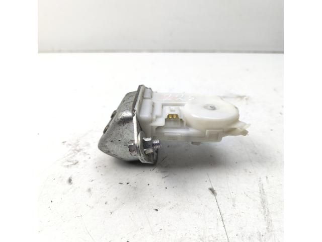 bontott SUBARU IMPREZA Csomagtérajtó Zárszerkezet