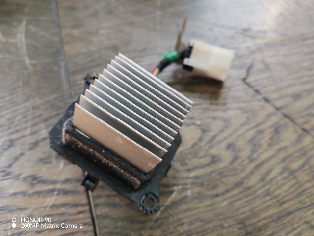 bontott SUBARU IMPREZA Előtét Ellenállás Fűtőmotor