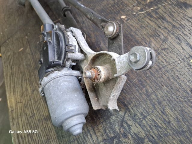 bontott SUBARU IMPREZA Első Ablaktörlő Szerkezet Motorral