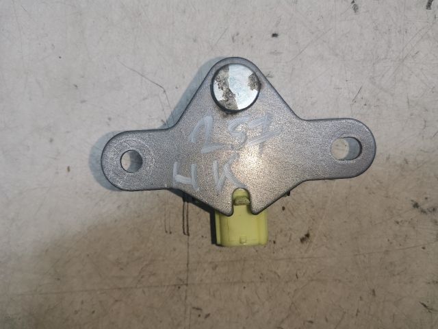 bontott SUBARU IMPREZA Első Középső Ütközés Érzékelő (Homlokfalon)