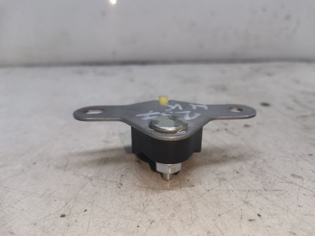 bontott SUBARU IMPREZA Első Középső Ütközés Érzékelő (Homlokfalon)