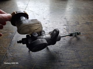 bontott SUBARU IMPREZA Fékfolyadék Tartály