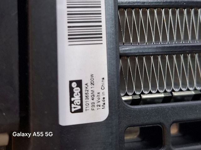 bontott SUBARU IMPREZA Fűtőradiátor (Elektromos)