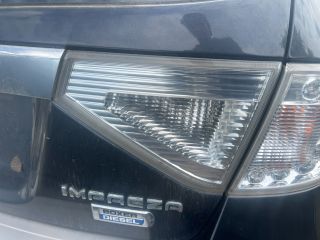 bontott SUBARU IMPREZA Jobb Belső Hátsó Lámpa