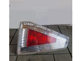 bontott SUBARU IMPREZA Jobb Belső Hátsó Lámpa