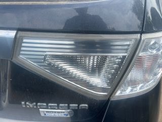 bontott SUBARU IMPREZA Jobb Belső Hátsó Lámpa