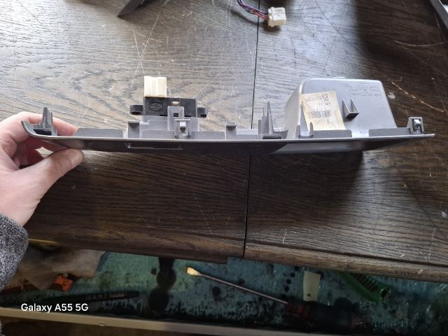 bontott SUBARU IMPREZA Jobb első Ablakemelő Kapcsoló