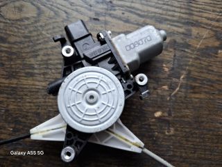 bontott SUBARU IMPREZA Jobb első Ablakemelő Szerkezet (Elektromos)