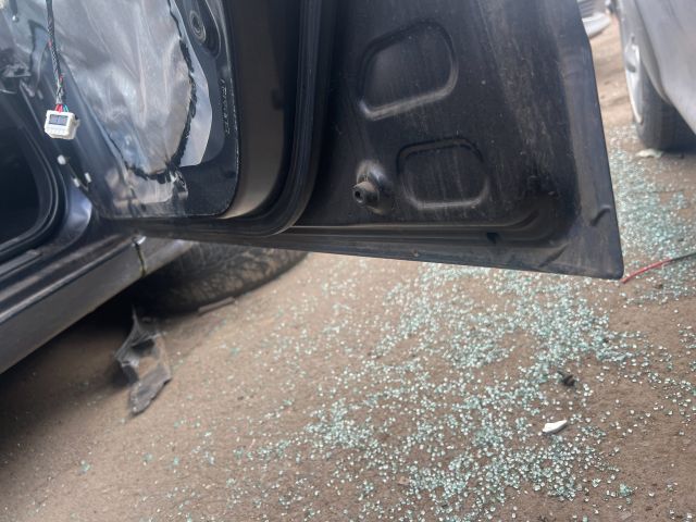 bontott SUBARU IMPREZA Jobb első Ajtó (Üres lemez)