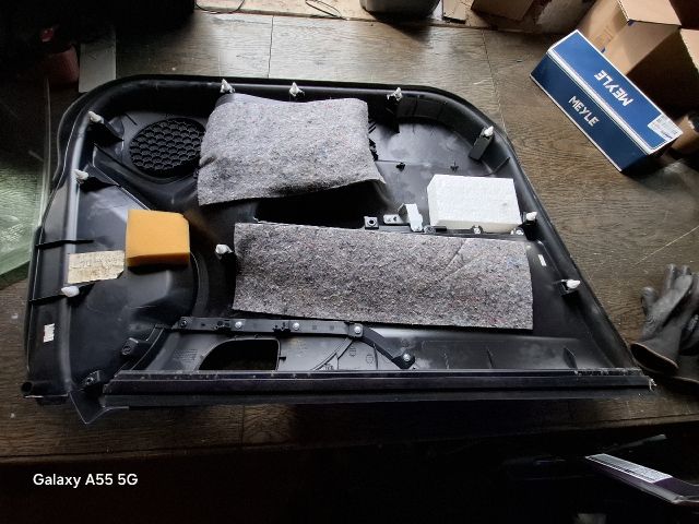 bontott SUBARU IMPREZA Jobb első Ajtókeret Burkolat