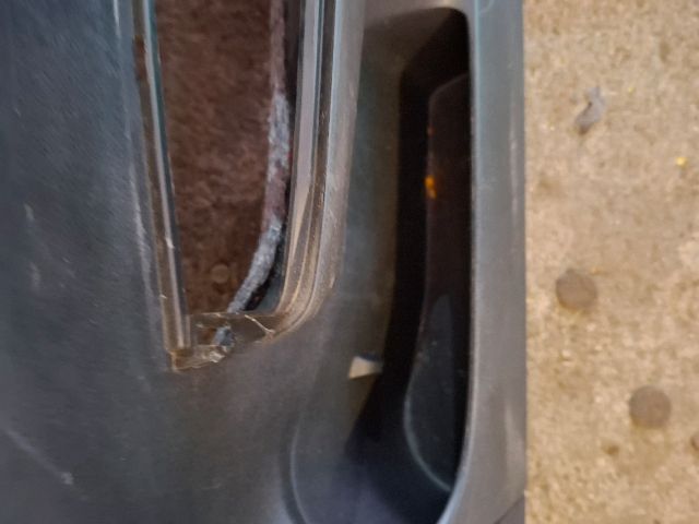 bontott SUBARU IMPREZA Jobb első Ajtókeret Burkolat