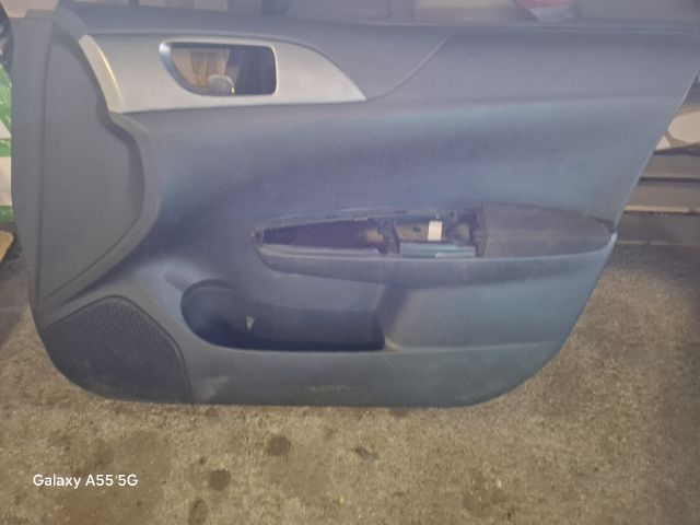 bontott SUBARU IMPREZA Jobb első Ajtókeret Burkolat