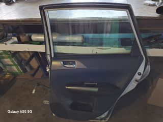 bontott SUBARU IMPREZA Jobb hátsó Ajtó (Részeivel)
