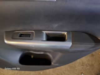 bontott SUBARU IMPREZA Jobb hátsó Ajtó (Részeivel)