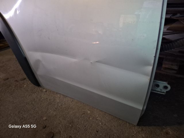 bontott SUBARU IMPREZA Jobb hátsó Ajtó (Részeivel)