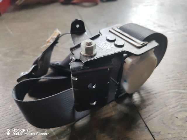 bontott SUBARU IMPREZA Jobb hátsó Biztonsági Öv